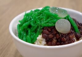 red beans and rice with chicken lunch
