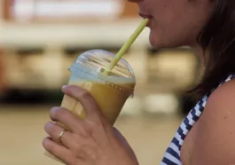 healthiest high protein smoothies without protein powder