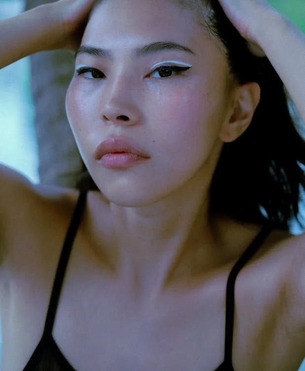 sunburn over face redness and pain